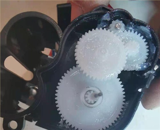 电动削笔器的齿轮箱润滑脂