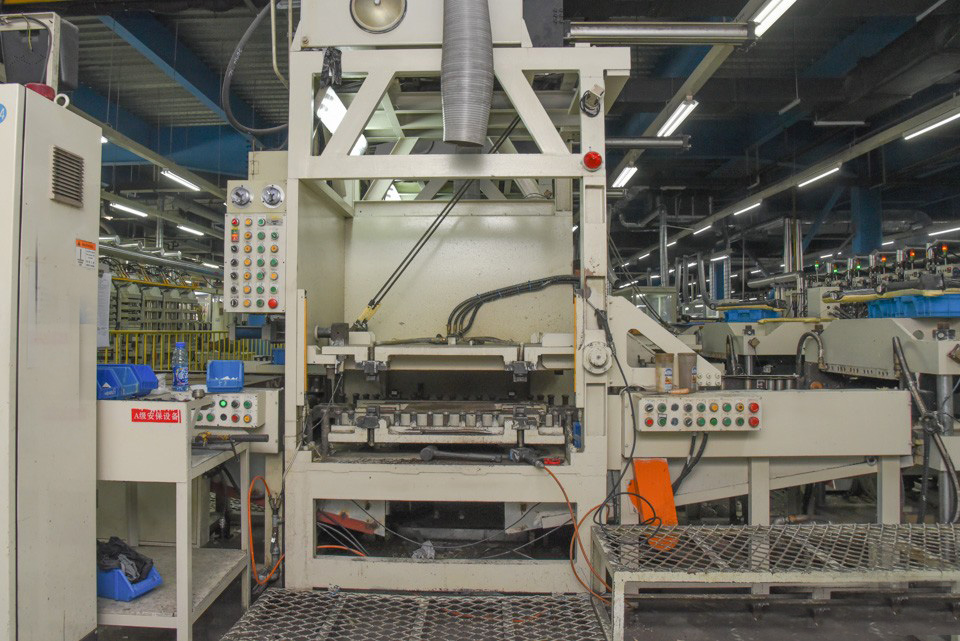 高温中的工厂使用润滑脂是苛刻的_超高温润滑脂